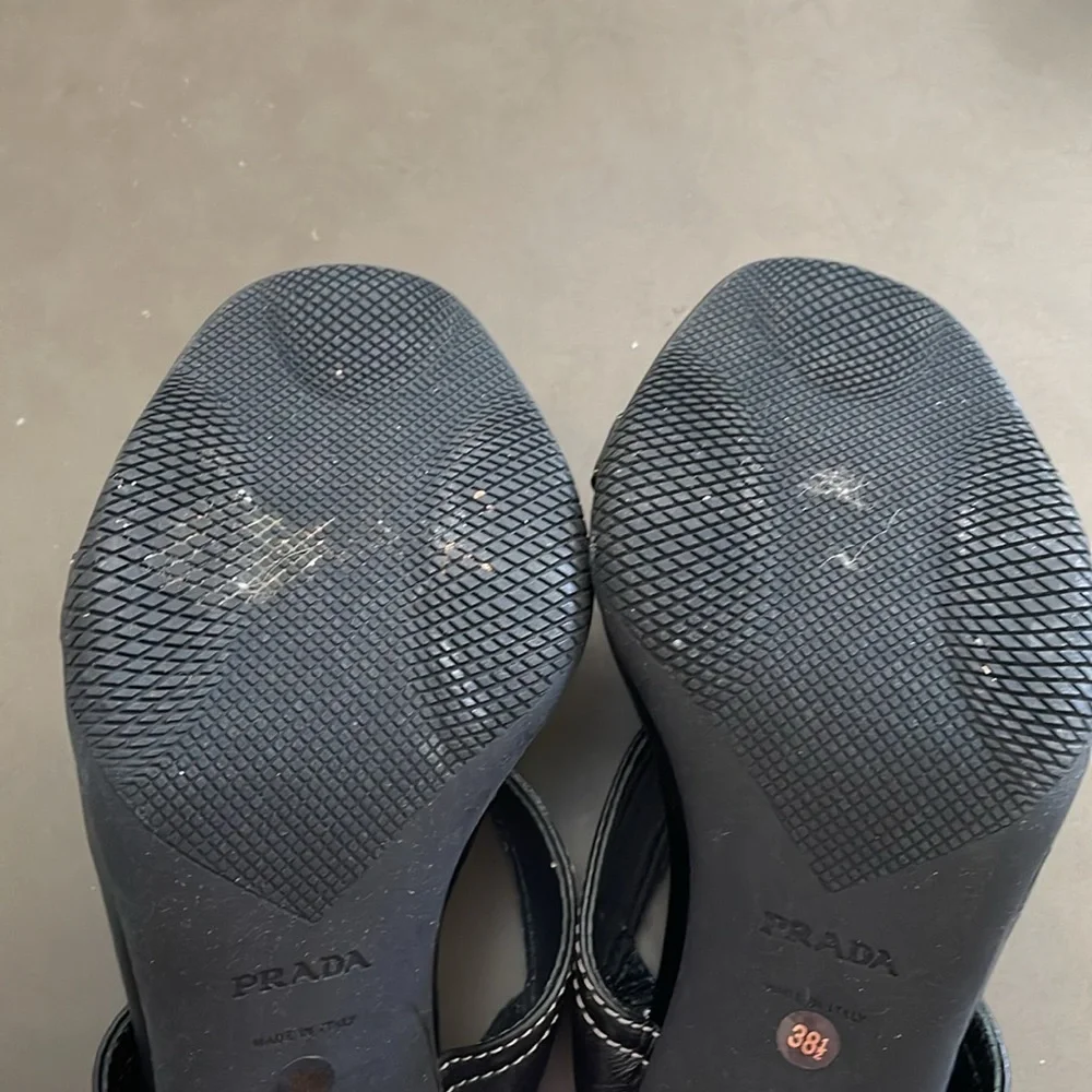 Prada preowned heels 38.5 - Picture 5 of 9